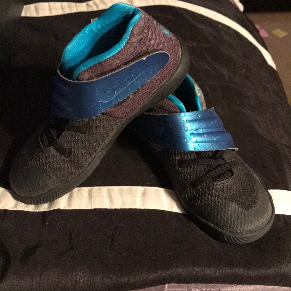 Kyrie 2